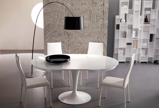 Eclipse Extending Dining Table Seats 6 to 8 guests, Made in Italy