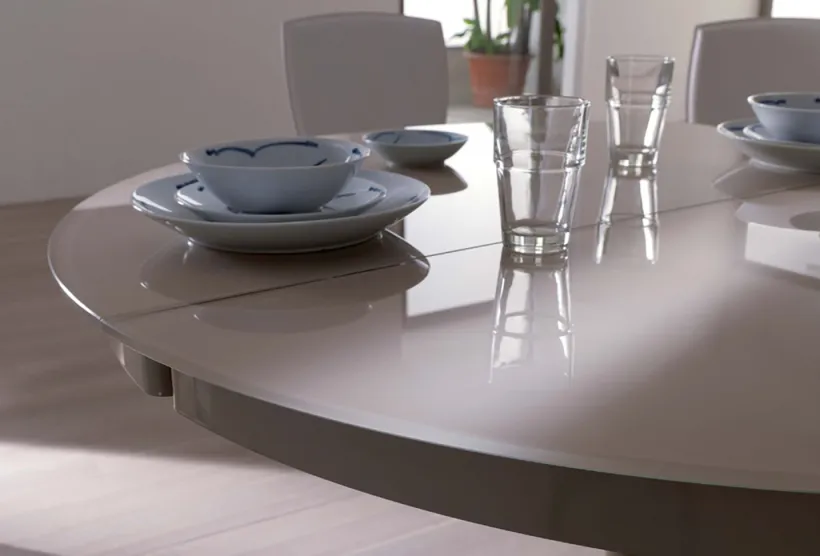 Eclipse Extending Dining Table Seats 6 to 8 guests, Made in Italy Eclipse Extending Dining Table Seats 6 to 8 guests, Made in Italy