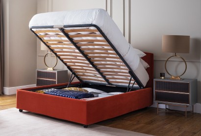 Simplicity Storage Bed | Storage bed on castor wheels