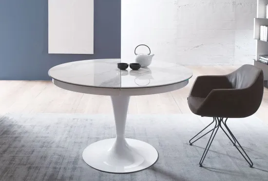 Eclipse Extending Dining Table Seats 6 to 8 guests, Made in Italy Eclipse Extending Dining Table Seats 6 to 8 guests, Made in Italy