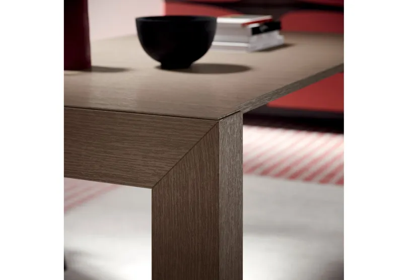 Minux | Seats Up To 8 | Furl