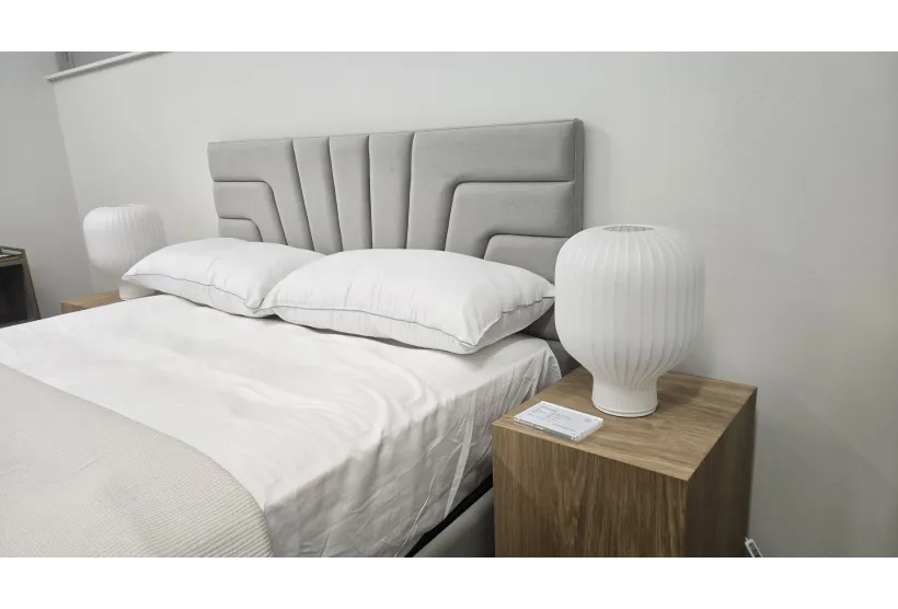 Continental King Air Storage bed, Cleopatra Headboard