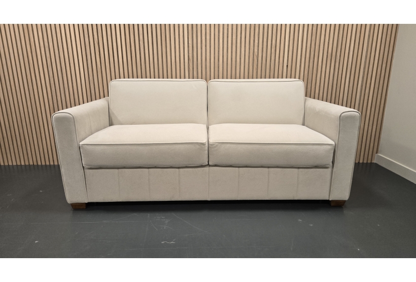 Small 2.5 Seater Vasca, Slim Arms, Velvet Wonderland Moss | Furl