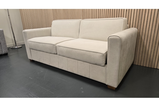 Small 2.5 Seater Vasca, Slim Arms, Velvet Wonderland Moss | Furl