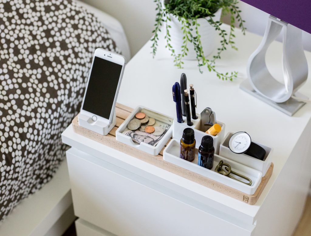 how to declutter your bedroom