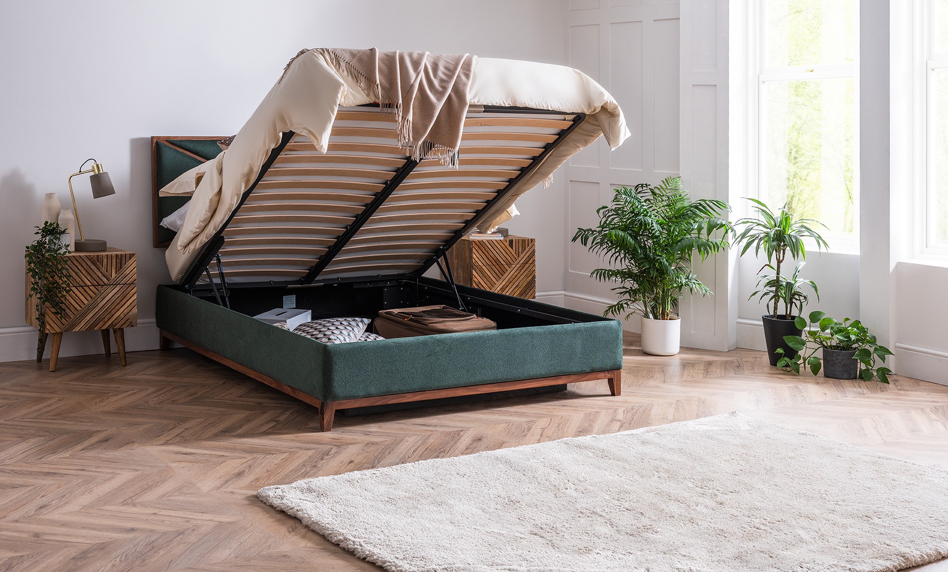 Illusion Storage Bed