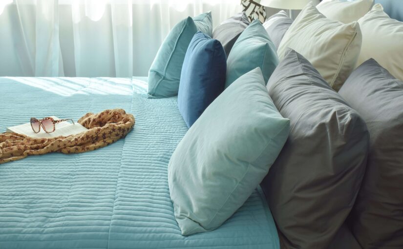 What is the right way of placing cushions?