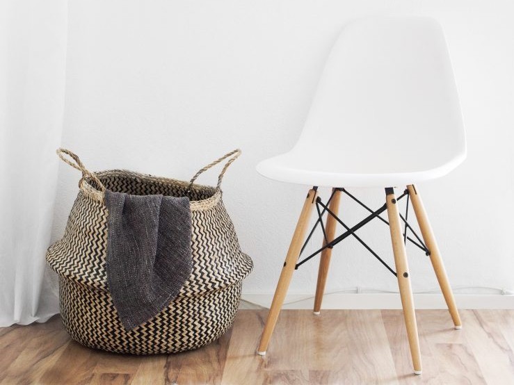 Adding storage in the living room without really changing anything