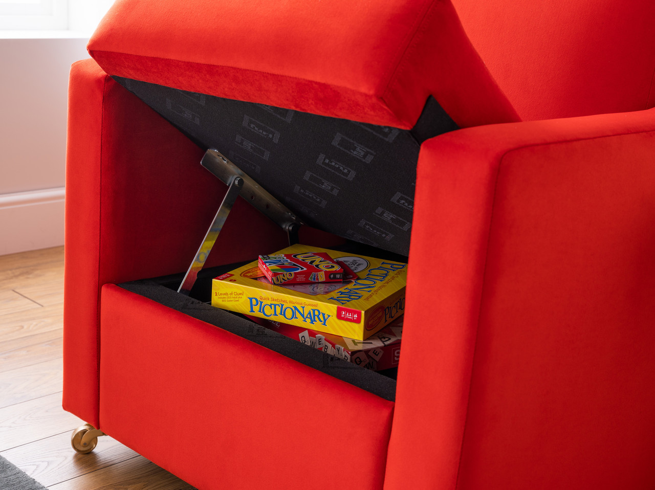 <h3>Chair</h3>