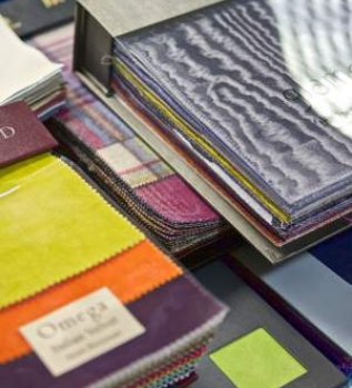 <h3><a href="/fabrics">100’s of fabrics</a></h3>