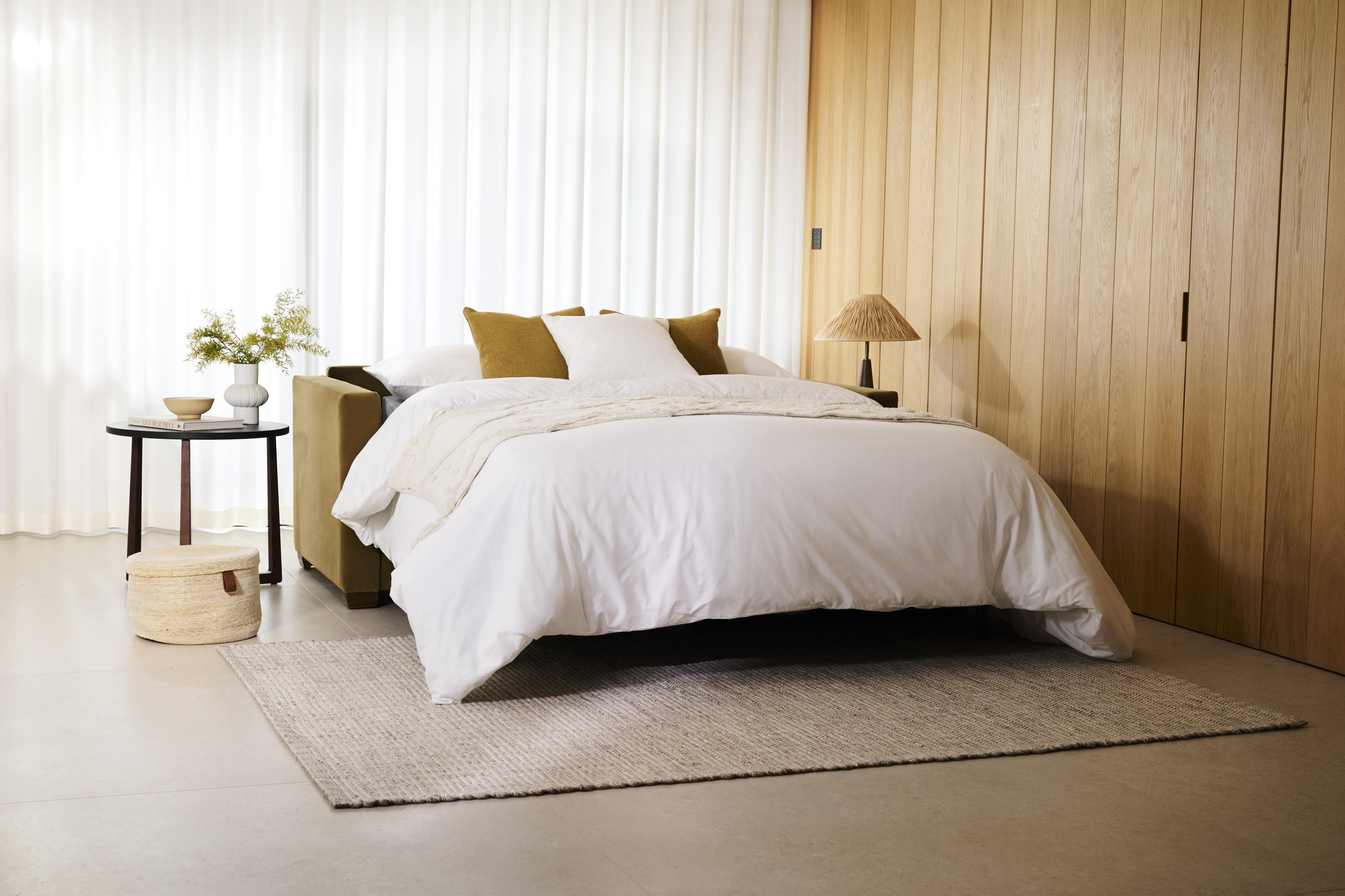 <h2>Standard bed Height <span>For Easy Comfort</span></h2>