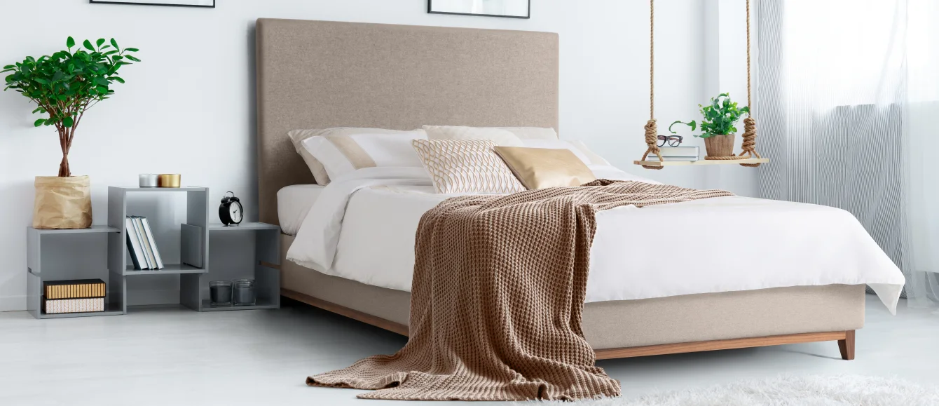 <h2>Illusion Storage Bed with <span>Walnut Legs</span></h2>