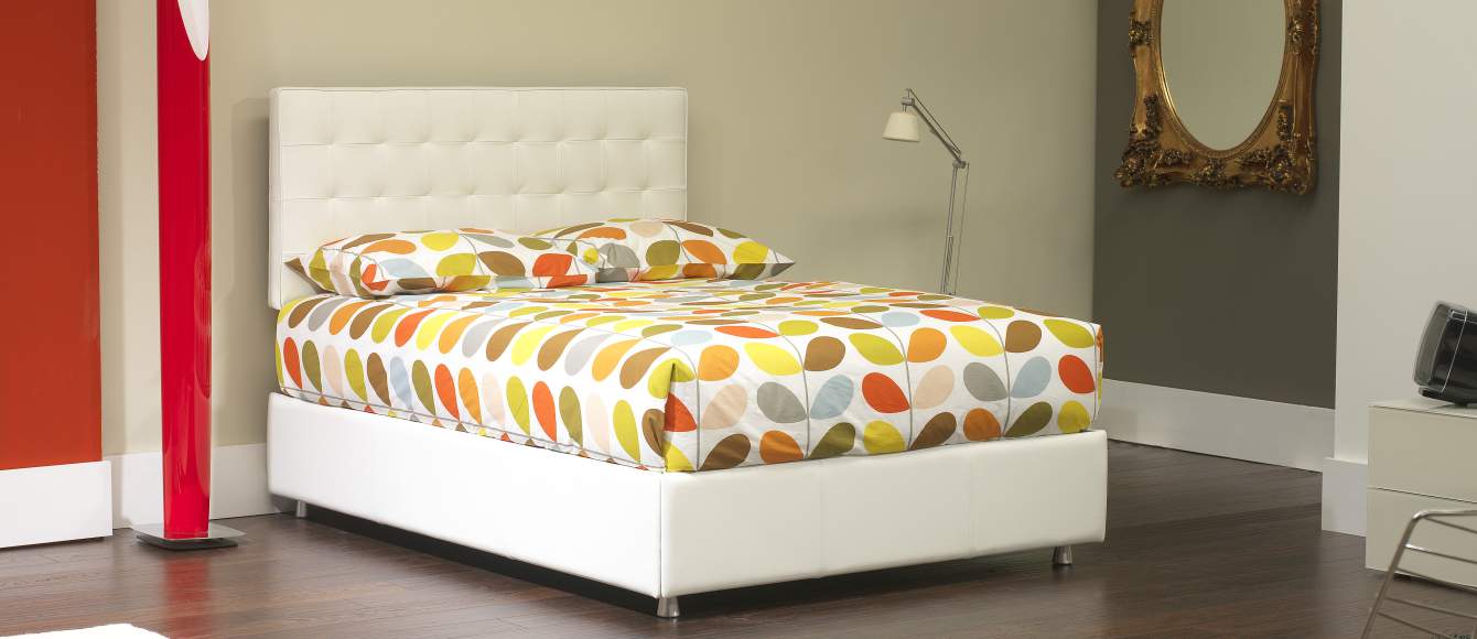<h2>Stunning Headboard Designs</h2>
